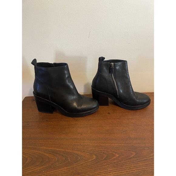 Eileen Fisher OZMA Womens 7 1/2 M Black Leather Side Zip Boots Platform Heel - Picture 1 of 10